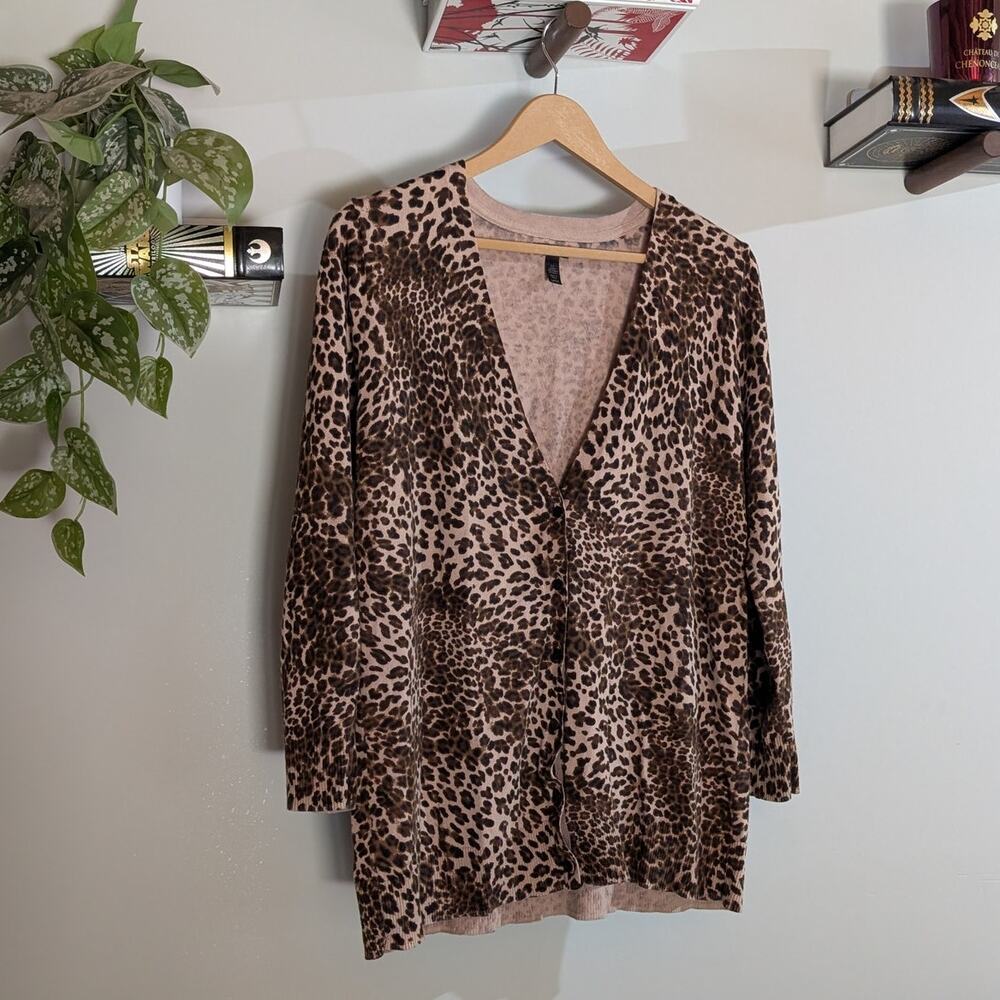 Soma | Leopard Button Down Cardigan Lightweight Sweater | Size Large